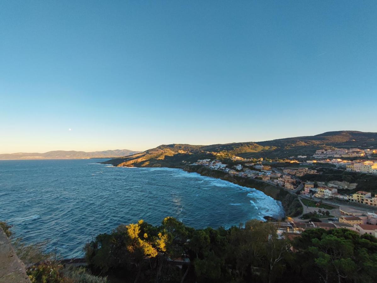 Residenza Nel Borgo L'Appusentu Bed & Breakfast Castelsardo Exterior photo