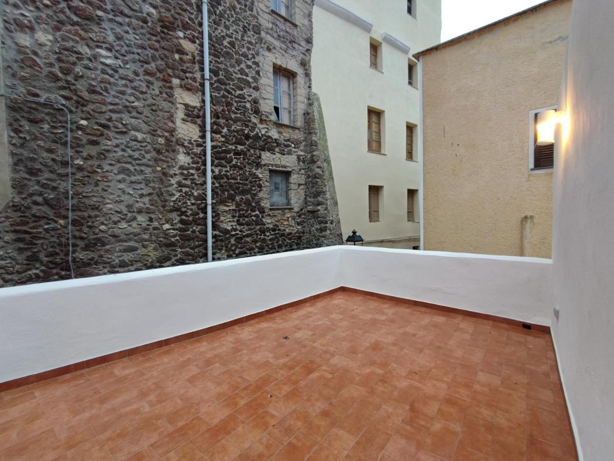 Residenza Nel Borgo L'Appusentu Bed & Breakfast Castelsardo Exterior photo